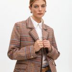 blazer-a-carreaux-croise-avec-bord-contraste (4)