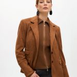 blazer-en-suedine-avec-gilet-effet-serpent (1)