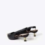 zapato-tacon-destalonado-con-tachas-combinadas (5)