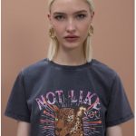 camiseta-efecto-lavado-estampado-posicional (1)