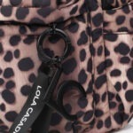 mochila-de-nylon-con-estampado-animal-print (5)
