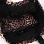 shopper-de-nylon-con-estampado-animal-print (2)