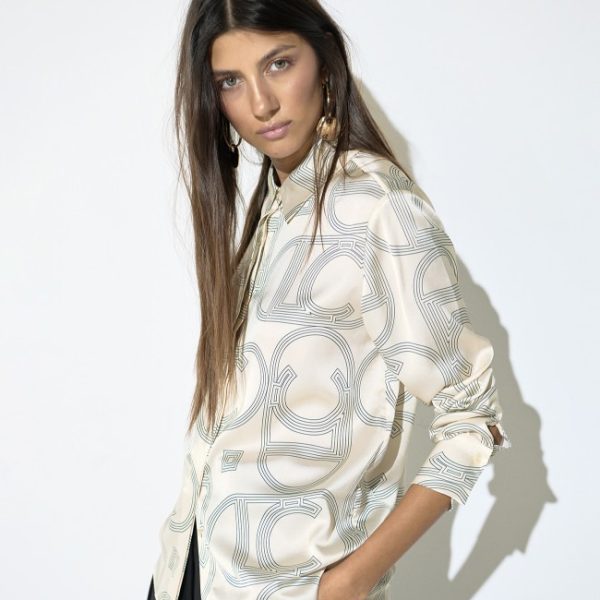 Camisa cruda logotipada Lola Casademunt
