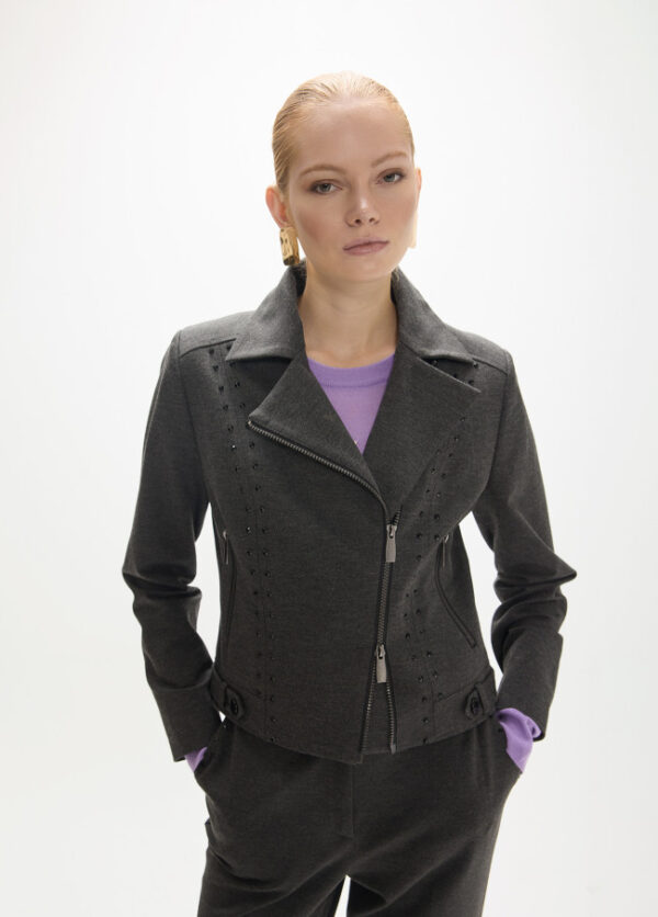 chaqueta-tipo-biker-con-strass.jpg