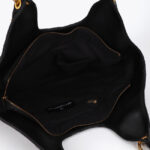 shopper-acolchada-con-mini-tachas-4.jpg