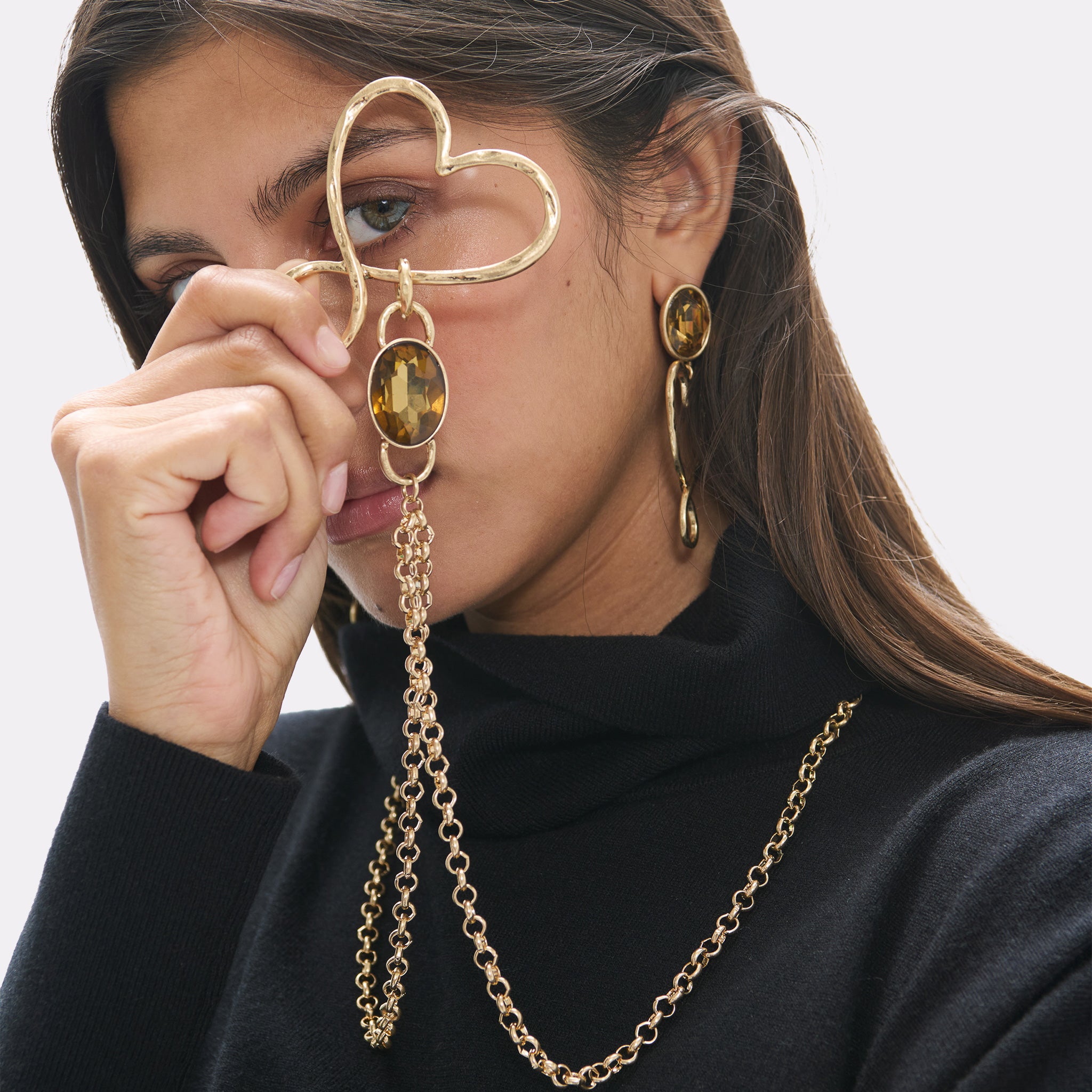Collar largo colgante corazón Lola Casademunt