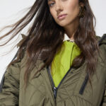 anorak-acolchado-fino-con-caefecto-pielcha-2.jpg